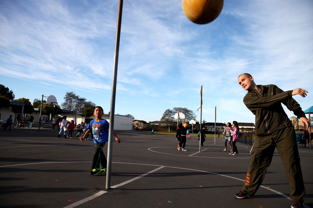 1st MLG Marines motivate students at local elementary school