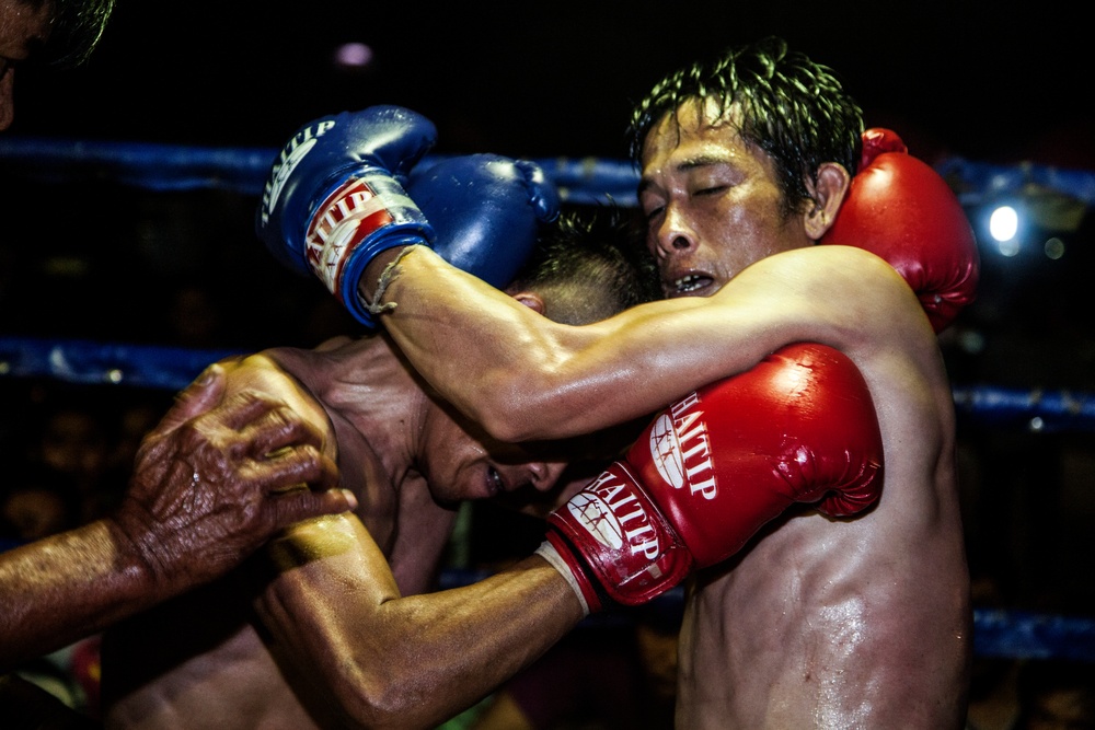 Muay Thai fighters hold exhibition matches for service members during CG 14