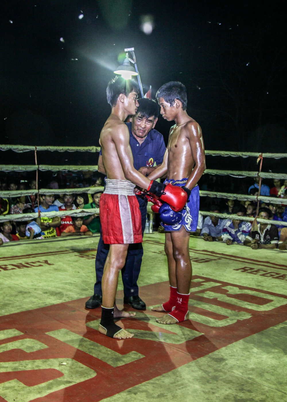 Muay Thai fighters hold exhibition matches for service members during CG 14