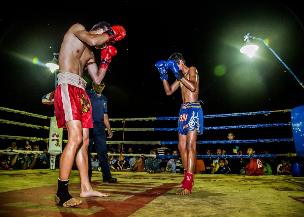 Muay Thai fighters hold exhibition matches for service members during CG 14