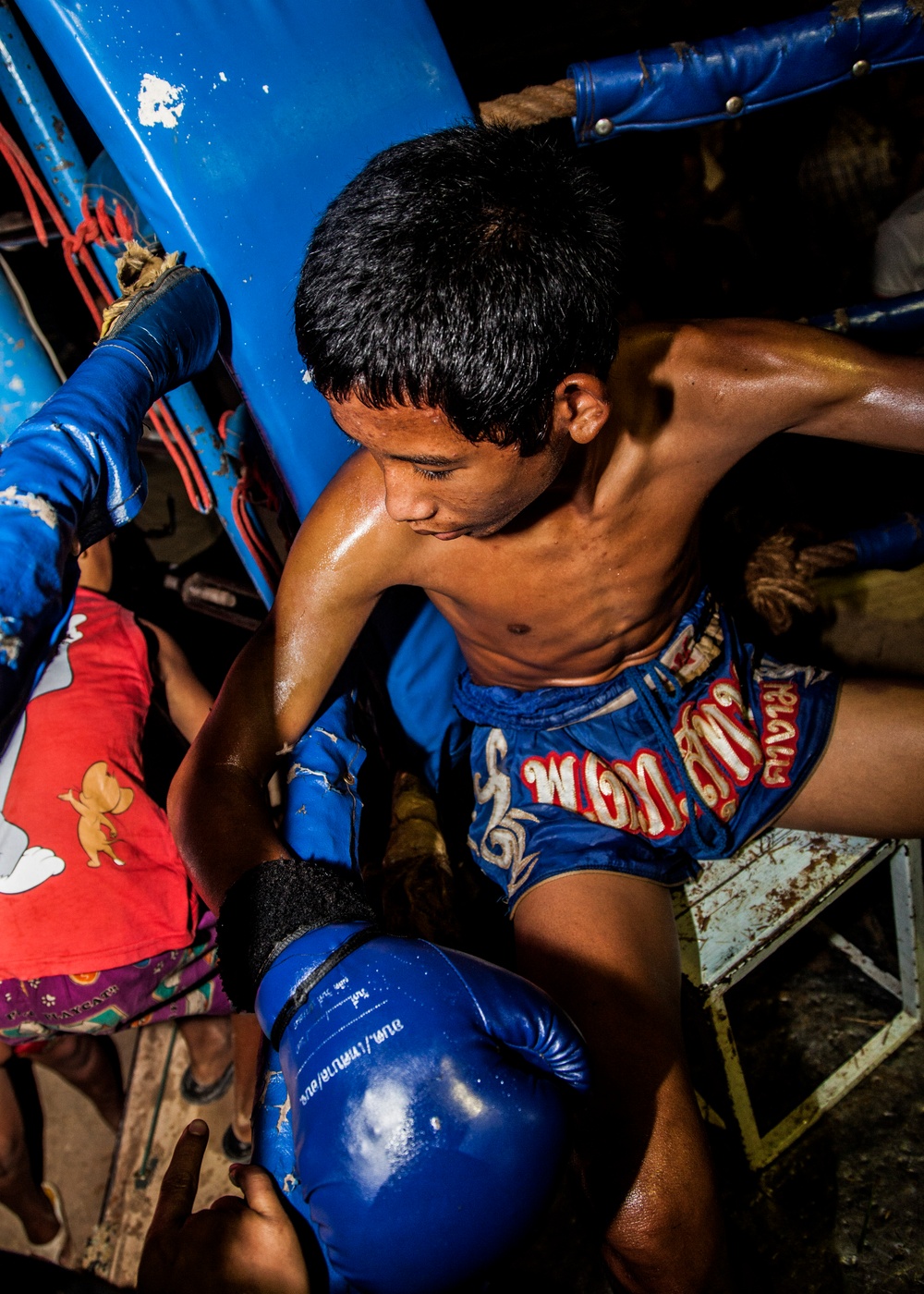 Muay Thai fighters hold exhibition matches for service members during CG 14