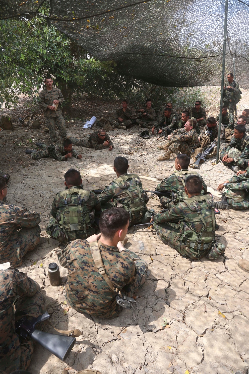 HELO TRAINING AND JUNGLE PATROLLING