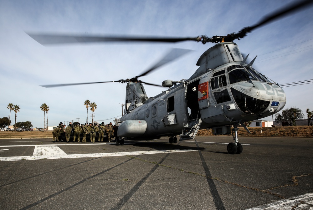 Marines, JGSDF conduct helocast training