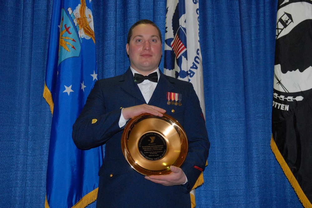 Station Ketchikan Petty Officer named USCG 17th District Reserve Enlisted Petty Officer of the Year