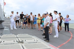 USS Kidd visits Darwin