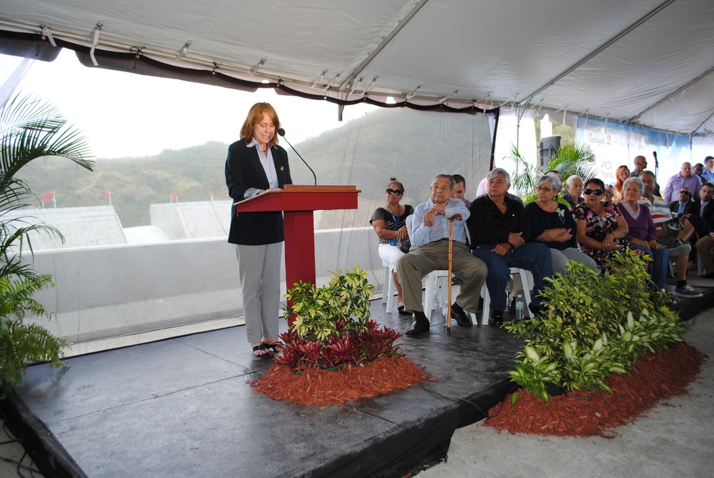 Darcy speaks at Portugues Dam dedication ceremony