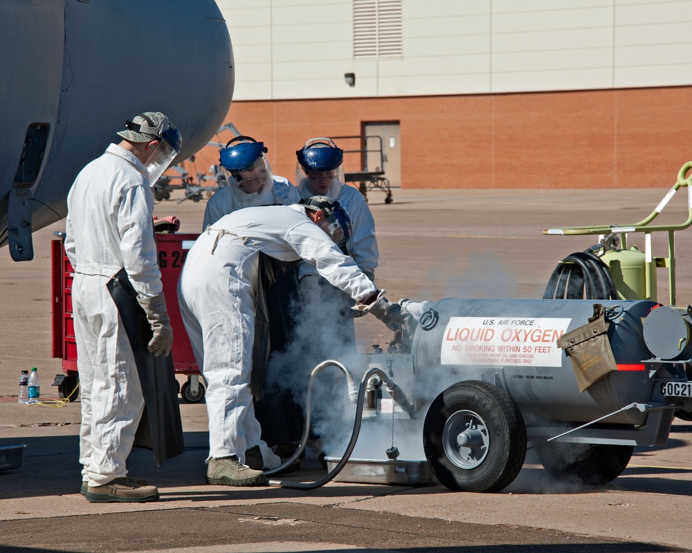 362nd Training Squadron transfers liquid oxygen to an LOX reservoir