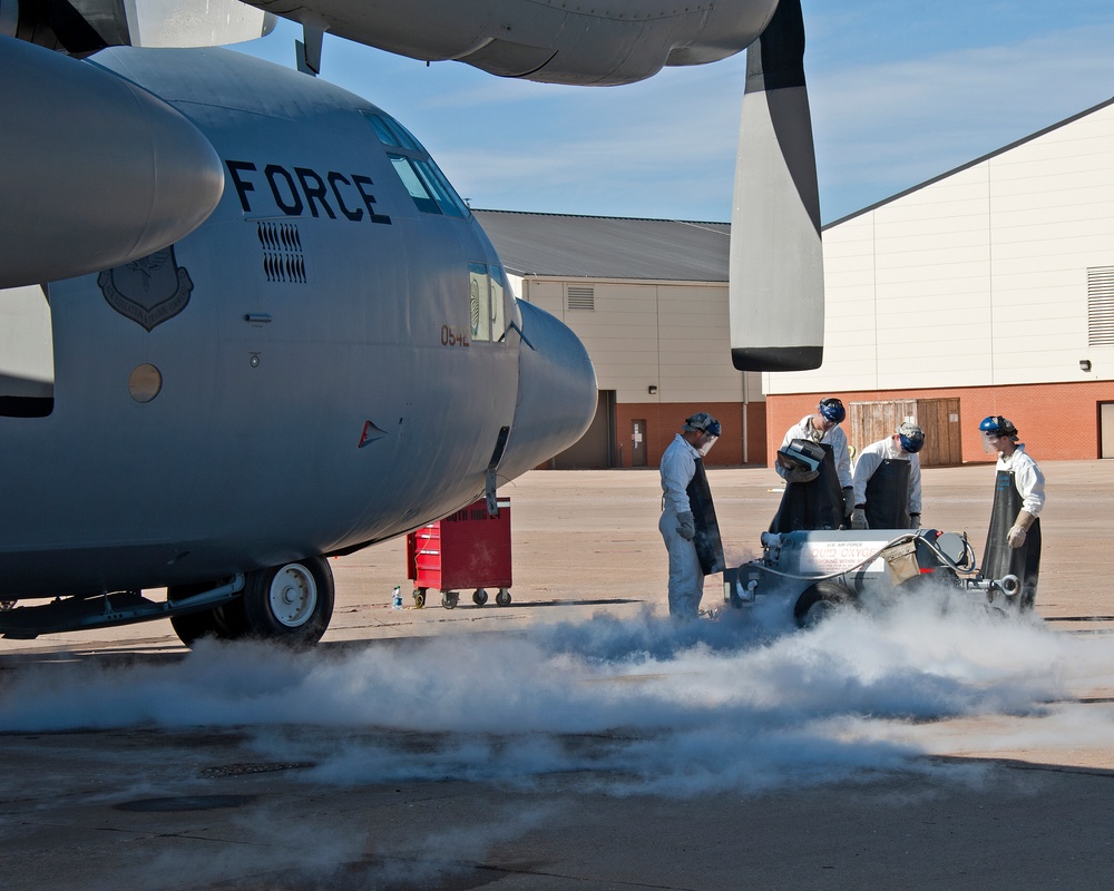 362nd Training Squadron transfers liquid oxygen to an LOX reservoir