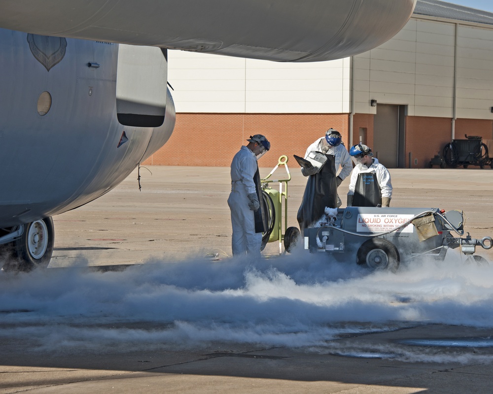 362nd Training Squadron transfers liquid oxygen to an LOX reservoir