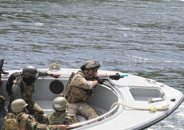 SOCSOUTH, Trinidad and Tobago security forces partner during training exchange