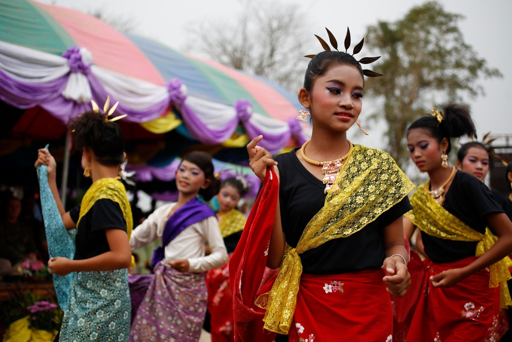 Thai locals, families attend dedication ceremony