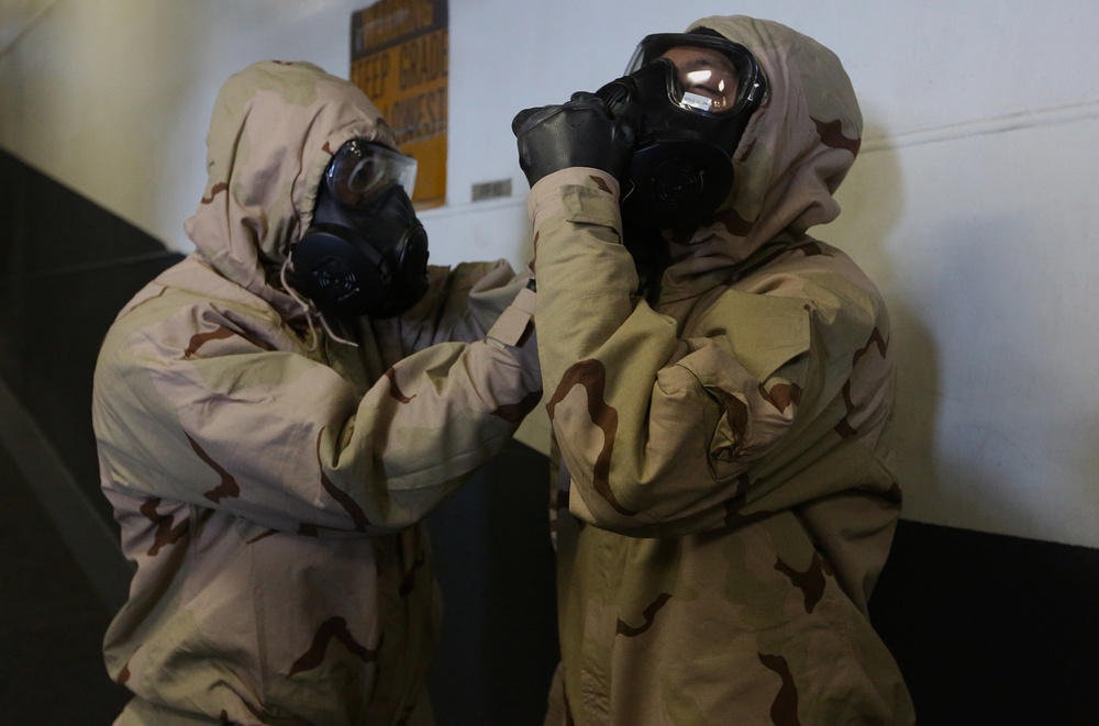 DVIDS - Images - 22nd Marine Expeditionary Unit CBRN training [Image 2 ...