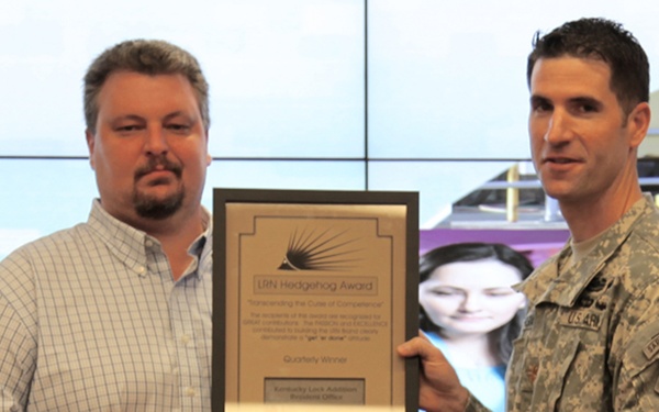Kentucky Lock team receives Nashville District’s Hedgehog Award