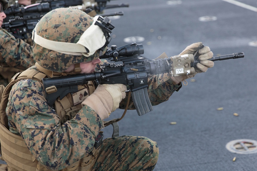 22nd MEU Marines shoot from Mesa Verde flight deck