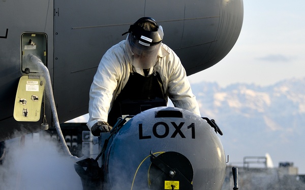 Crew chiefs provide breathing room