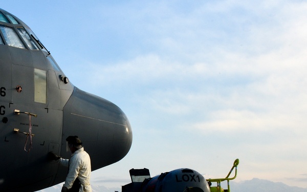 Crew chiefs provide breathing room