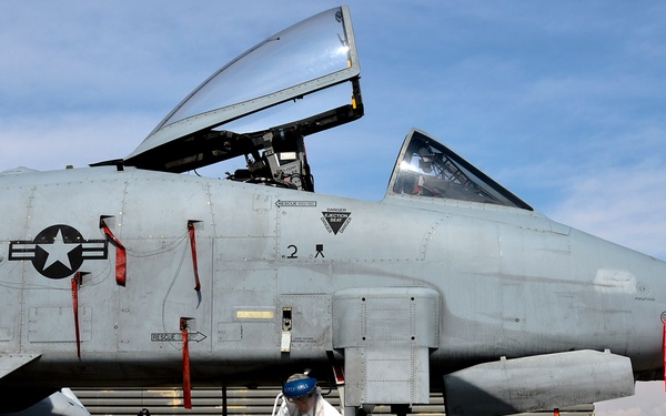 Crew chiefs provide breathing room