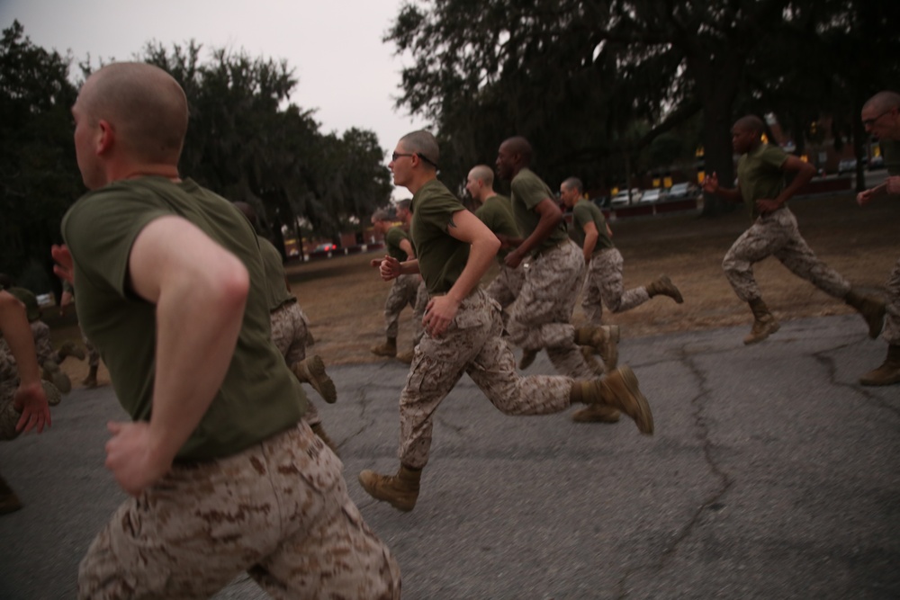 Photo Gallery: Marine recruits prove combat fitness in test on Parris Island