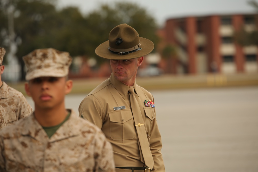 DVIDS - Images - Photo Gallery: Marine recruits display discipline ...