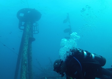 824th TC Heavy Boat provides Navy with Vessel of Opportunity