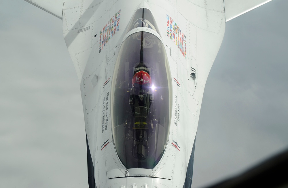 Refueling the Thunderbirds