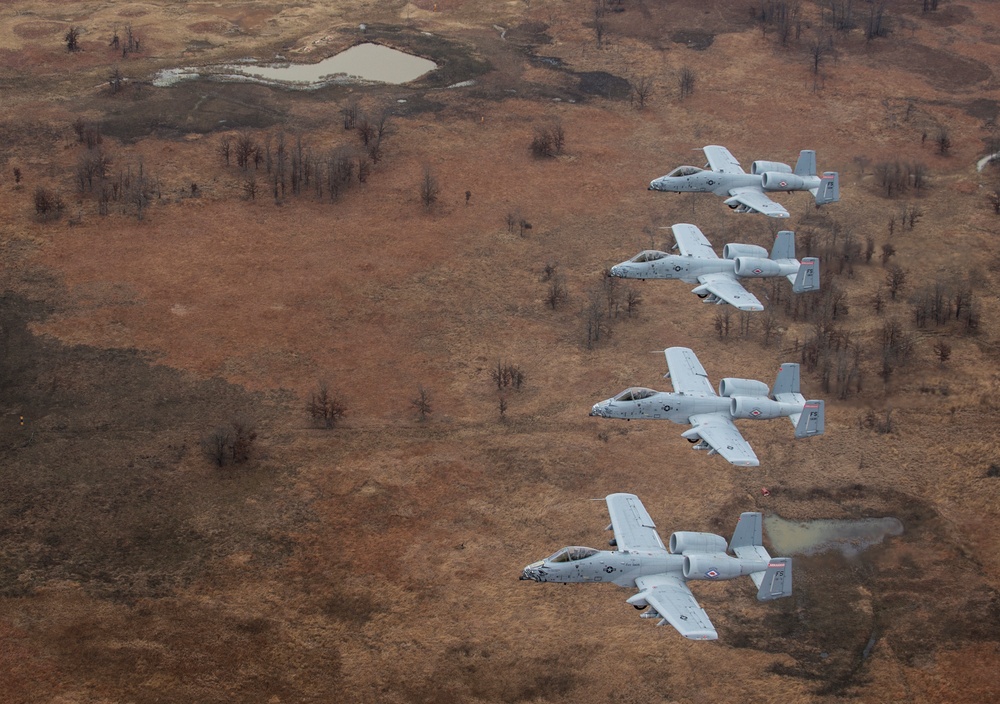 DVIDS - Images - Fearsome four-ship: 188th Warthogs train at Razorback ...