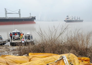 Pollution assessment continues after Mississippi River vessel collision