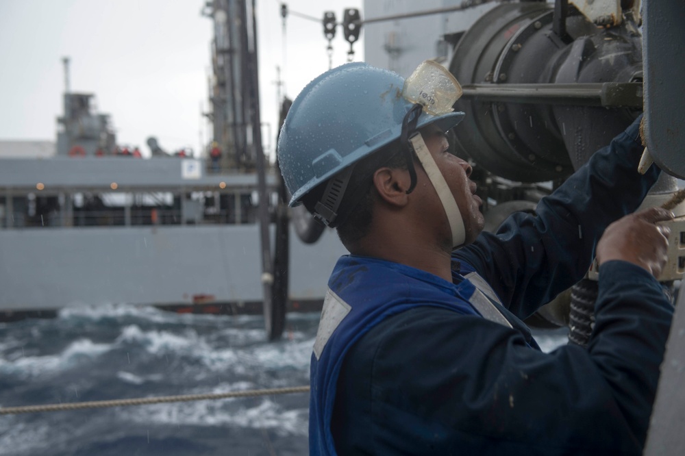 USS Stout conducts replenishment at sea