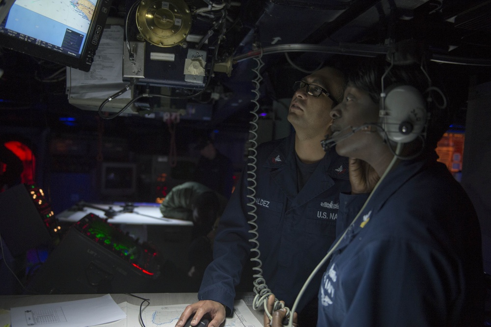 USS Stout sailors monitor the navigation system