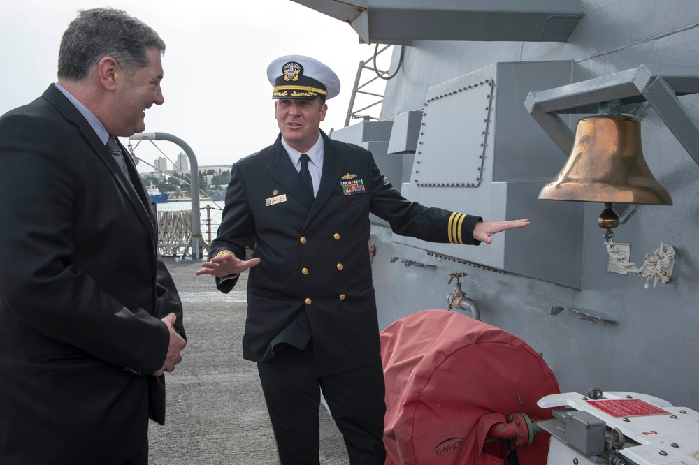 USS Stout tour