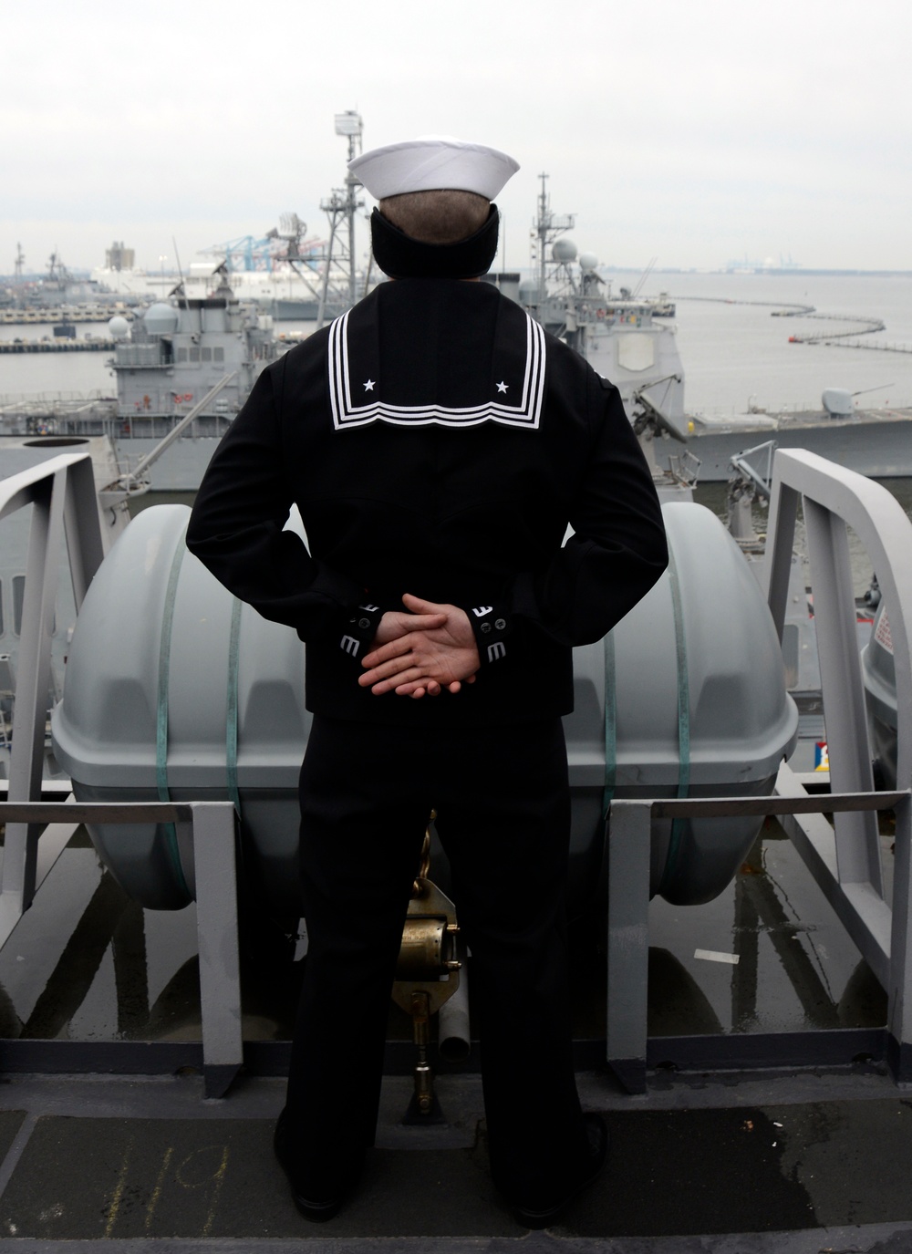 USS Mesa Verde departs Naval Station Norfolk
