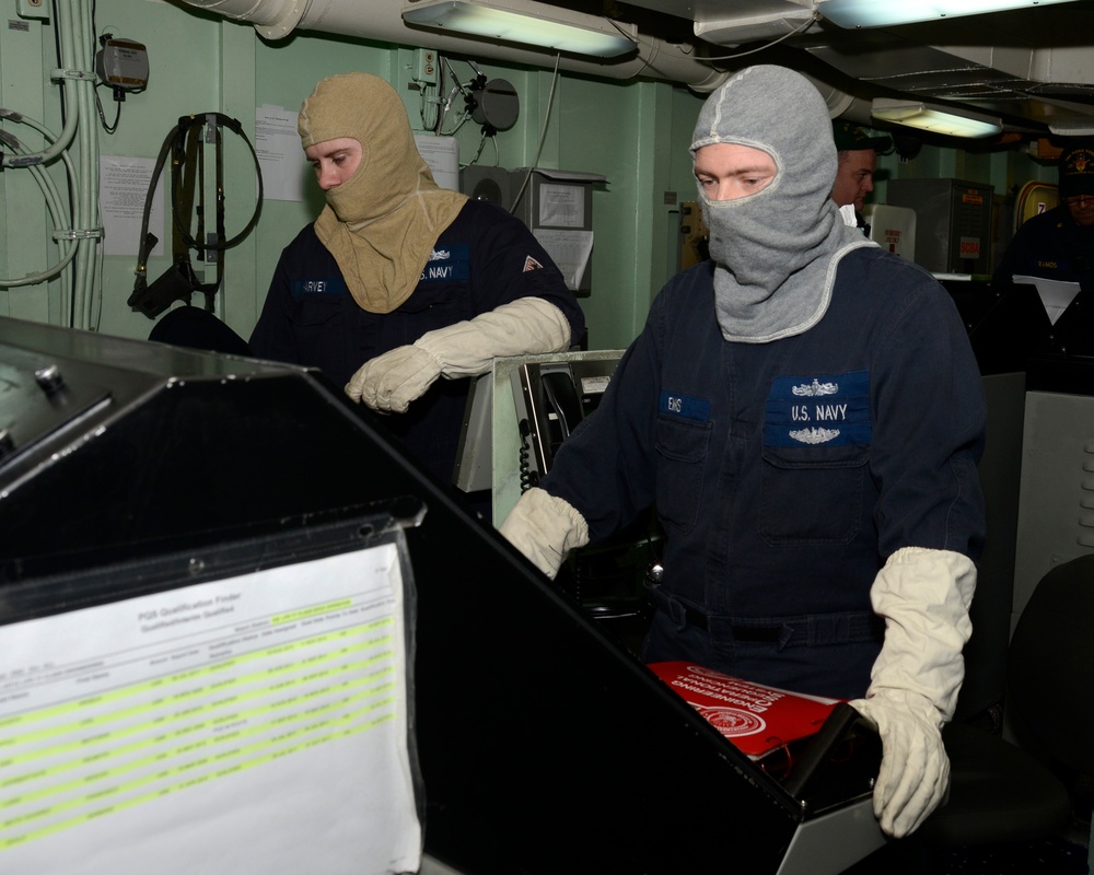 USS Mesa Verde sailors drill