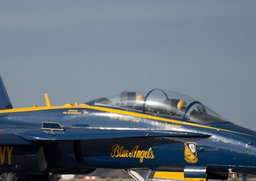 Blue Angels plan to perform at 2014 MCAS Miramar Air Show