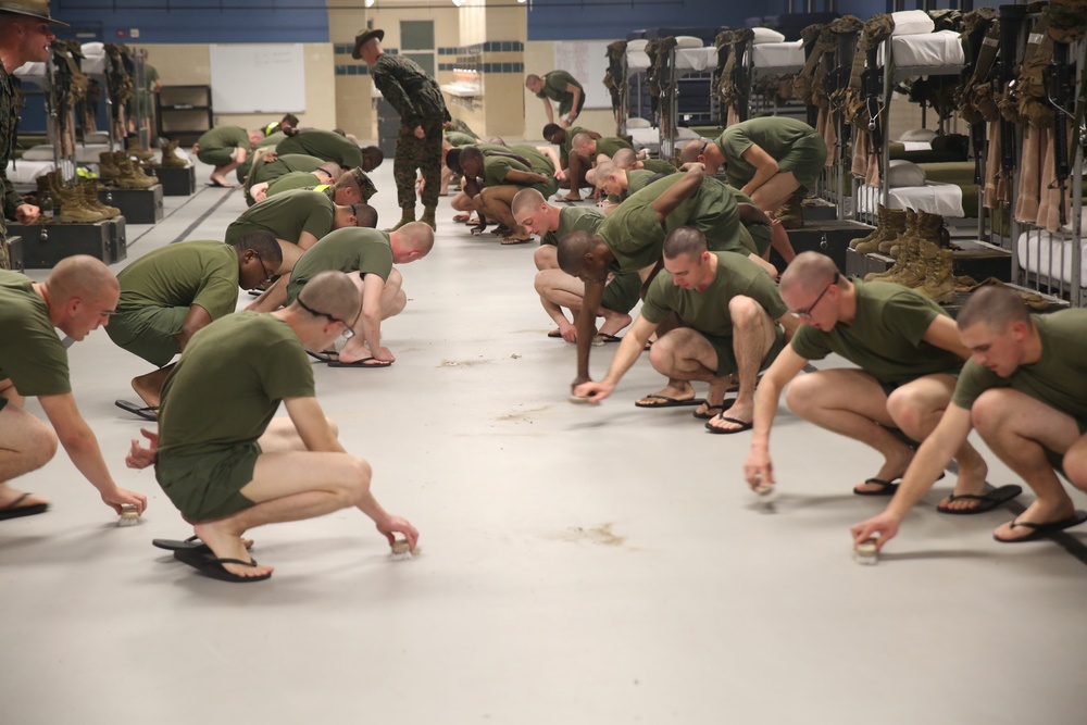 Photo Gallery: Marine recruits end demanding days with hour of free time on Parris Island