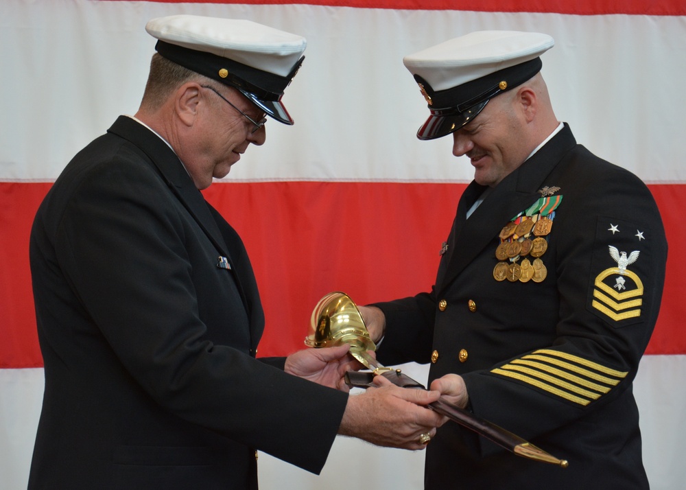 Dvids Images Reserve Seabee Master Chief Retires After 30 Year