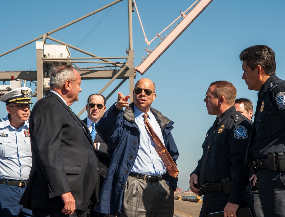 Homeland Security Secretary tours Port of Los Angeles
