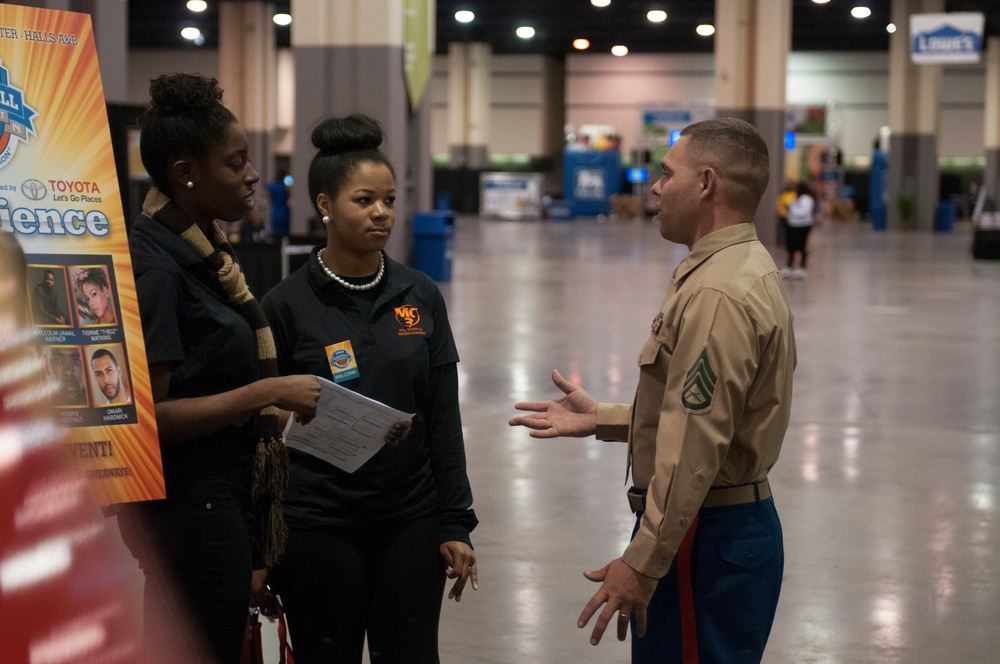 Marines speak to CIAA fans