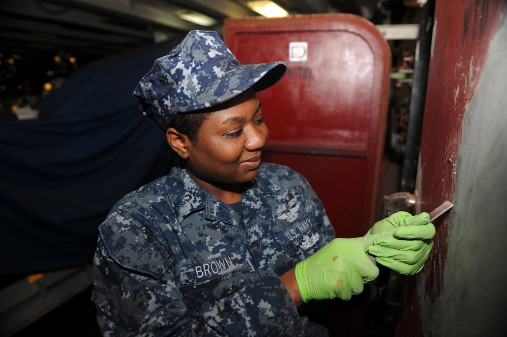 USS Nimitz maintenance