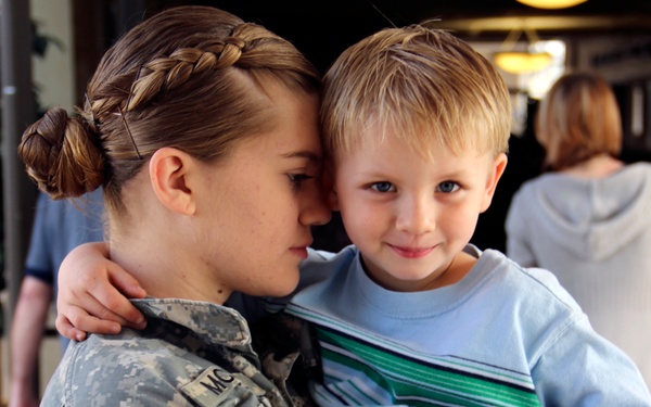Texas National Guard Engineers say farewell to loved ones