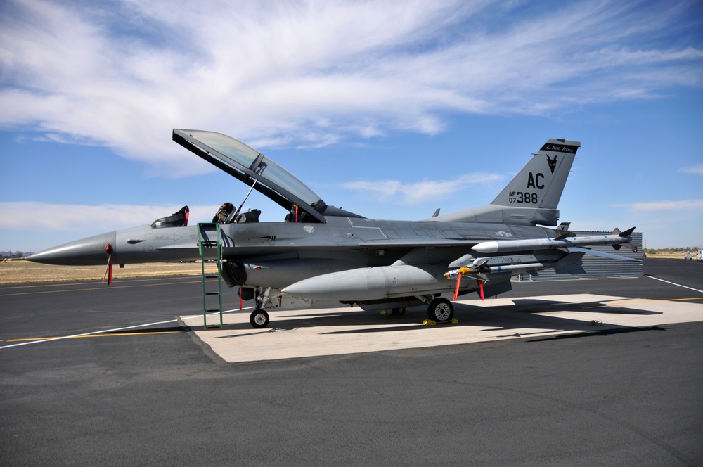 Two-seater stands ready