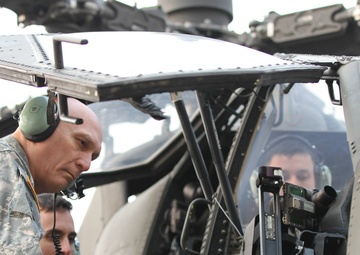 Odierno visits 4-6 ARS