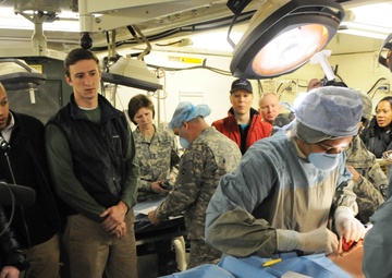 Congressional staff members visit Army Reserve exercise