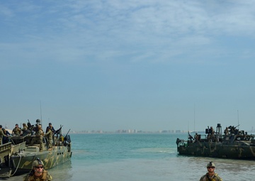 Riverine command boat training
