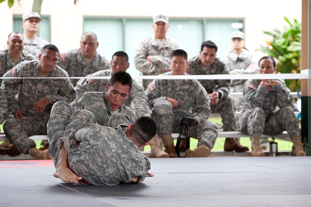 Army Guardsmen, reservists tackle challenges during Best Warrior Competition