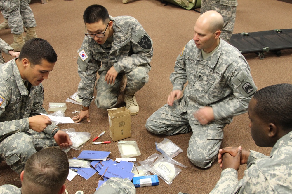 Aviation soldiers learn lifesaving techniques