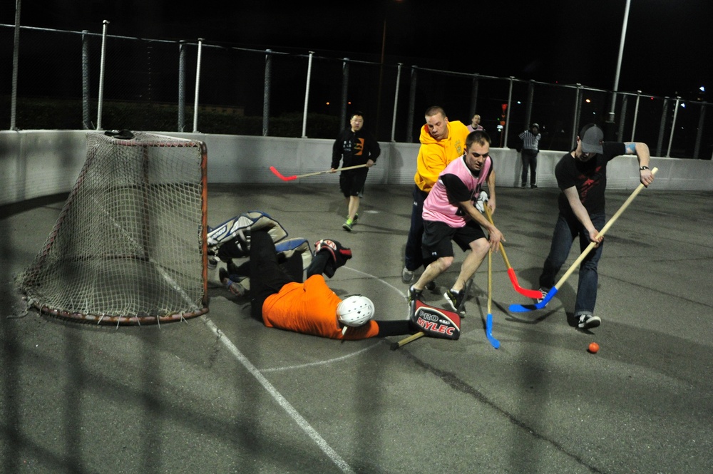 'Fenton Fliers' finish first: GW's floor hockey team wins Captain's Cup