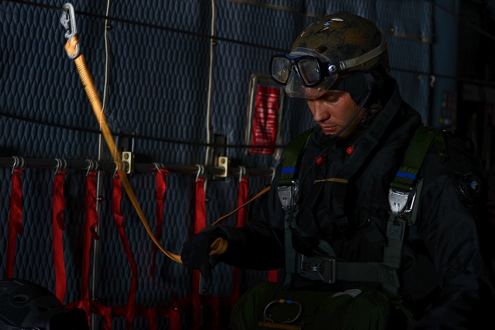 56th RQS, 7th SOS make a splash