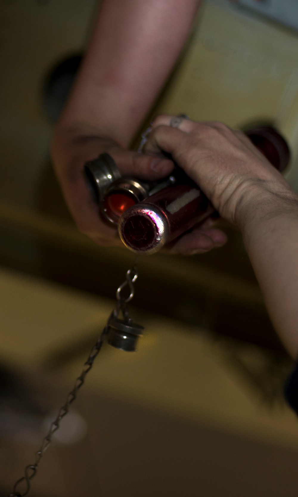 5th AMXS: Weapon load crews