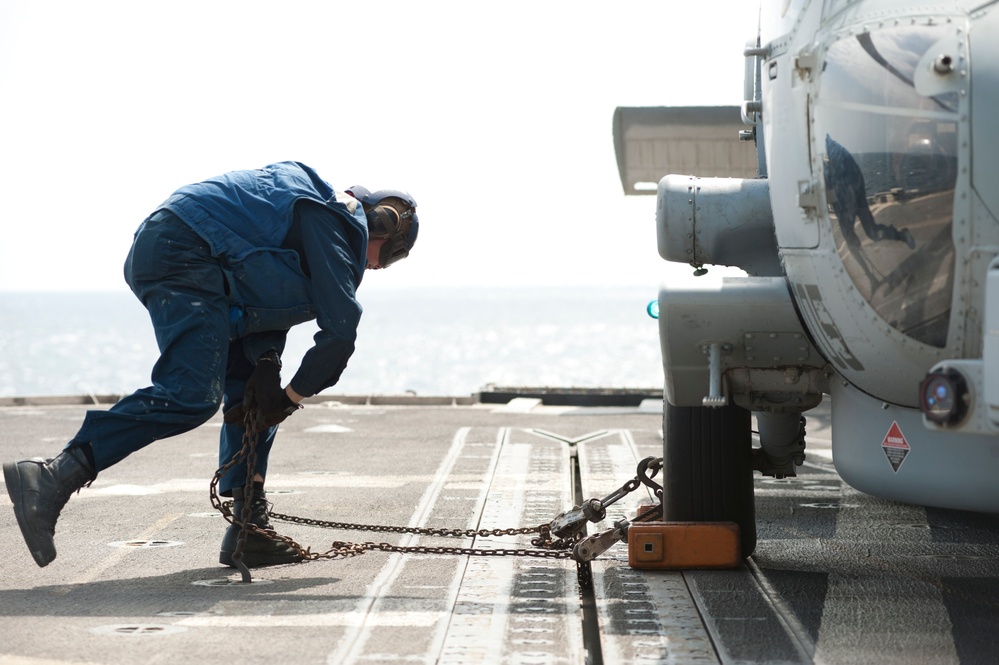 USS Gettysburg flight deck operations