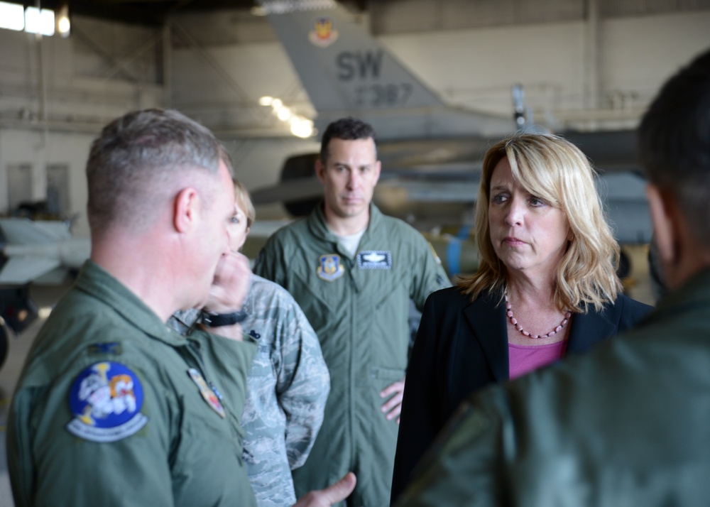SecAF visits Shaw AFB and Sumter, SC during ACC tour